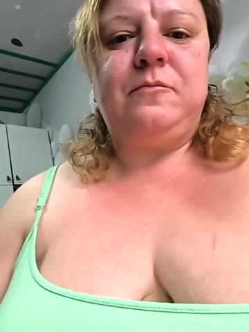 jusichka Adult Chat September 18, 2025