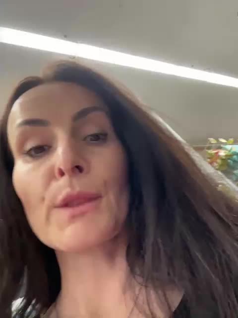 _FuckMeNow_ Adult Chat September 17, 2025