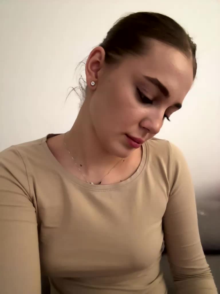 Alisa3 Adult Chat September 18, 2025