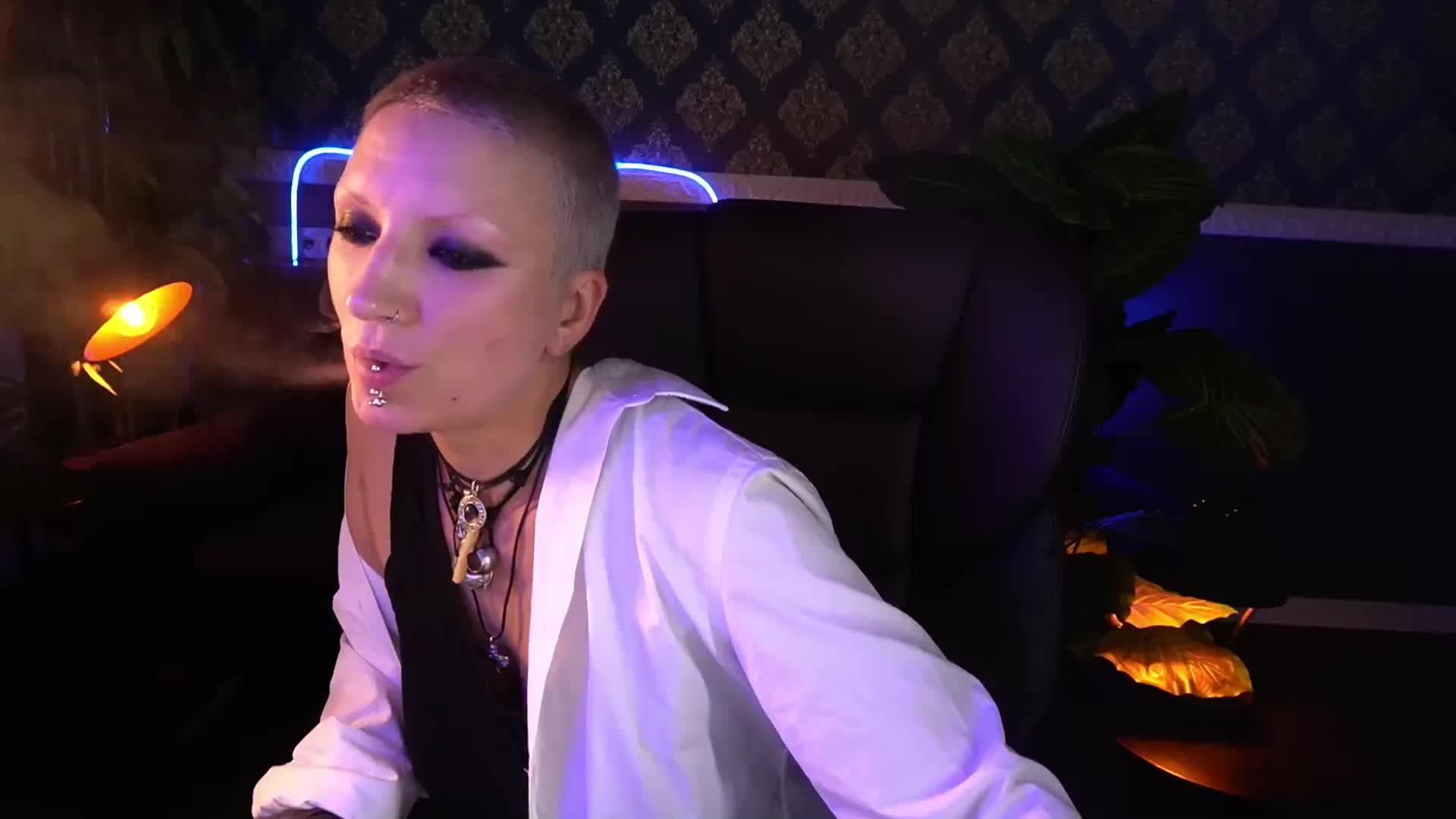 MiraMoonn Adult Chat September 18, 2025