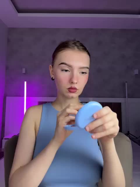 -Nezukoo- Adult Chat September 18, 2025