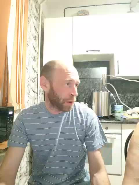 Innokentiy449 Adult Chat September 17, 2025