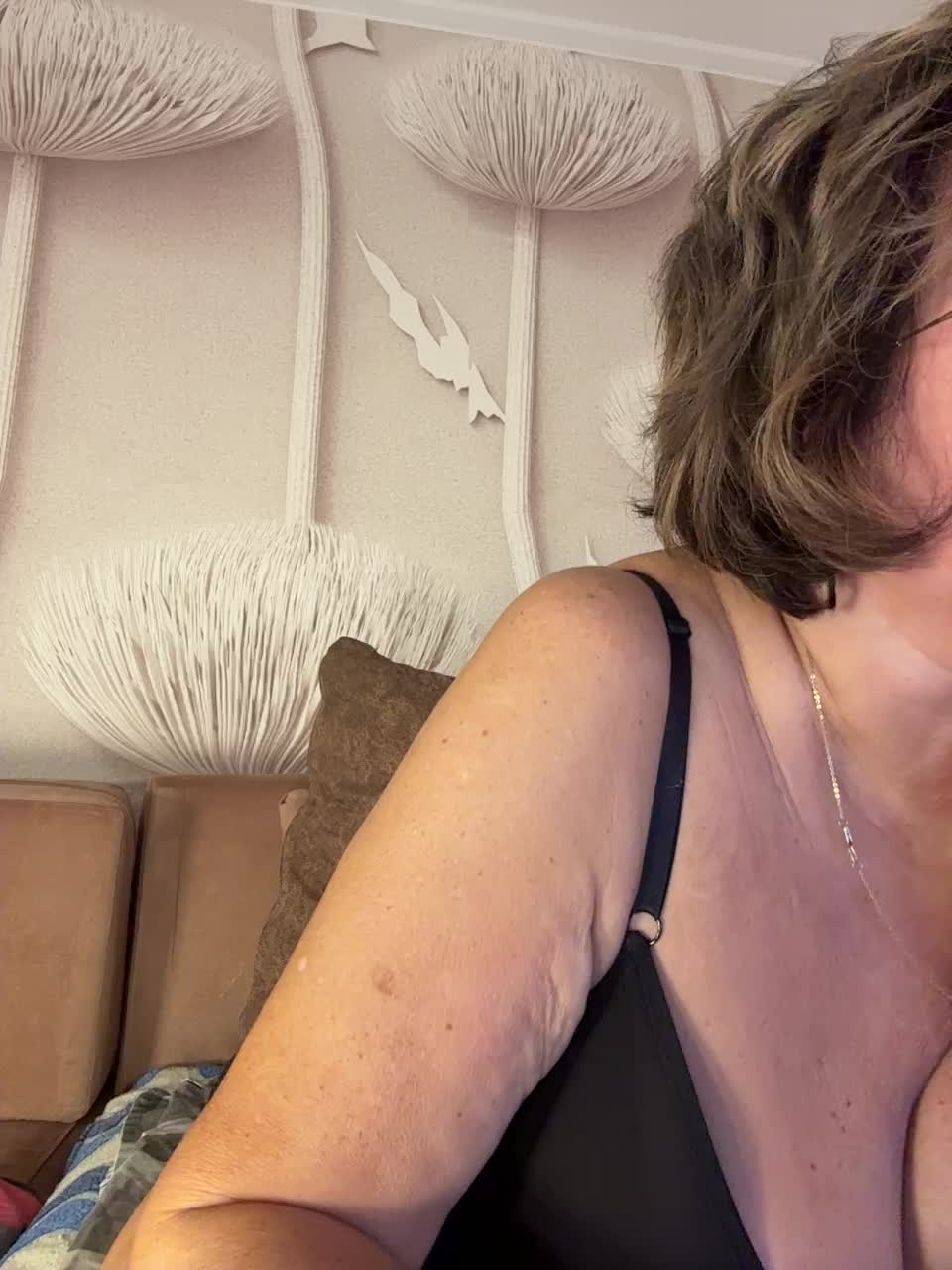 anyuta1212 Adult Chat September 18, 2025