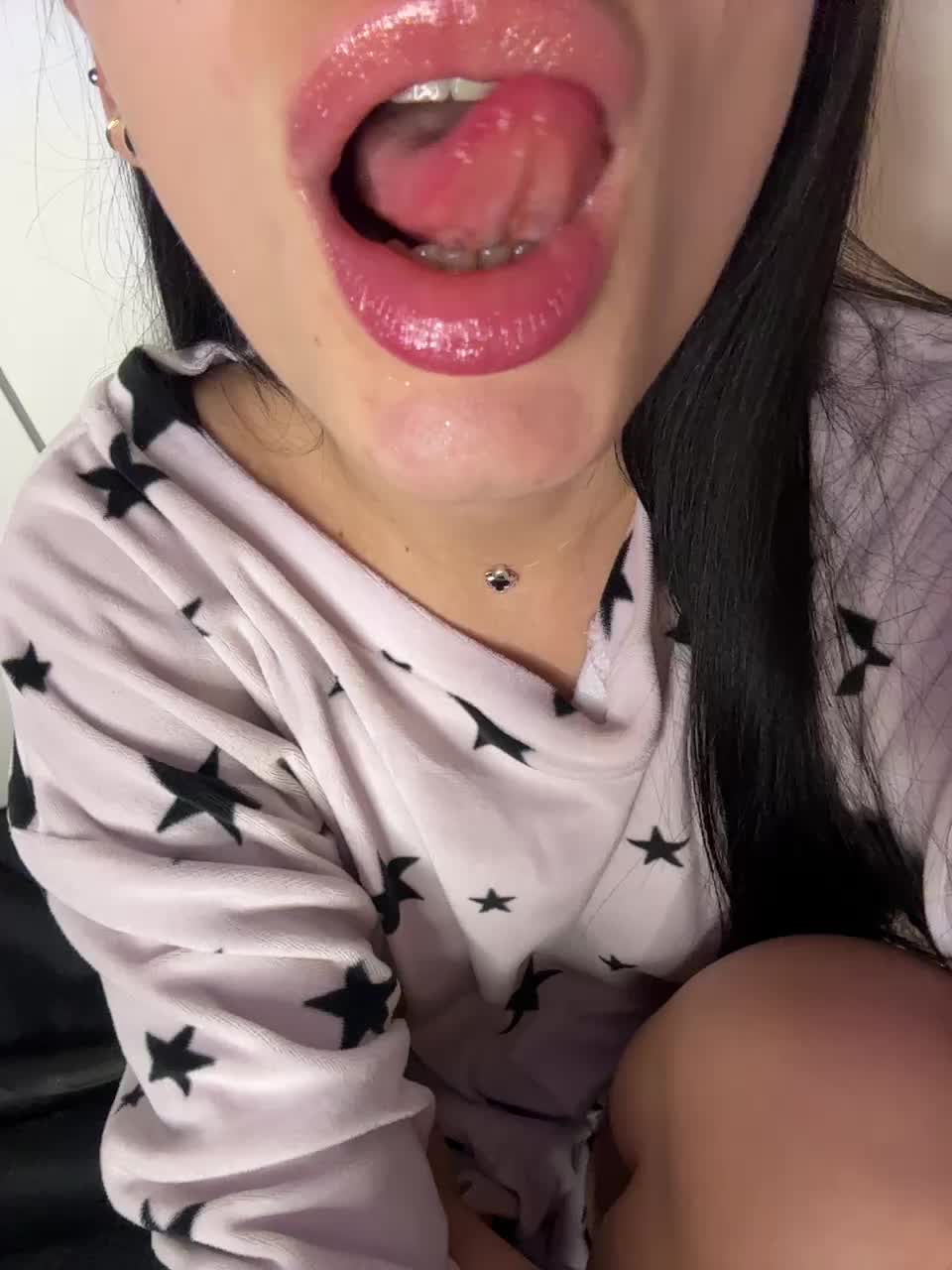 -little--minxxx- Adult Chat September 18, 2025