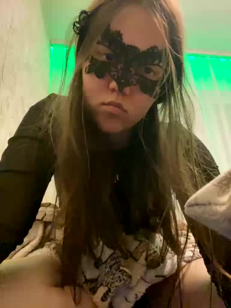 -mur- Adult Chat September 18, 2025