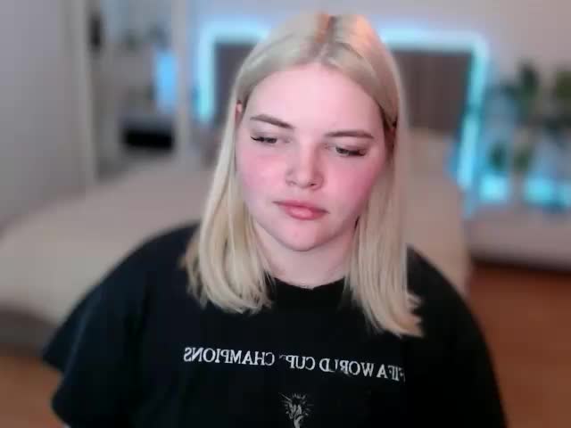 Lindablossom Adult Chat September 18, 2025