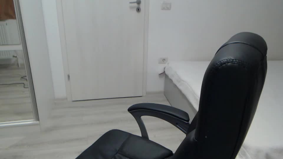 blue_eyes96 Adult Chat September 18, 2025