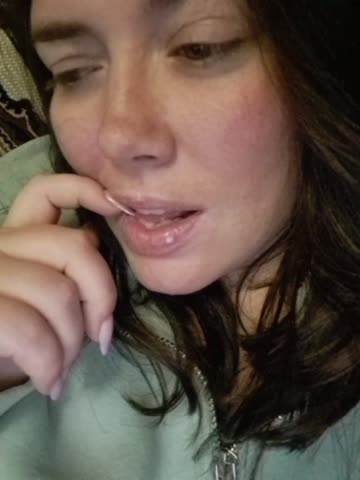 Naturally_Mom Adult Chat September 18, 2025