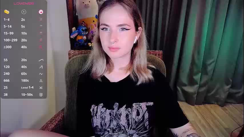 shyfoxxxy Adult Chat September 18, 2025