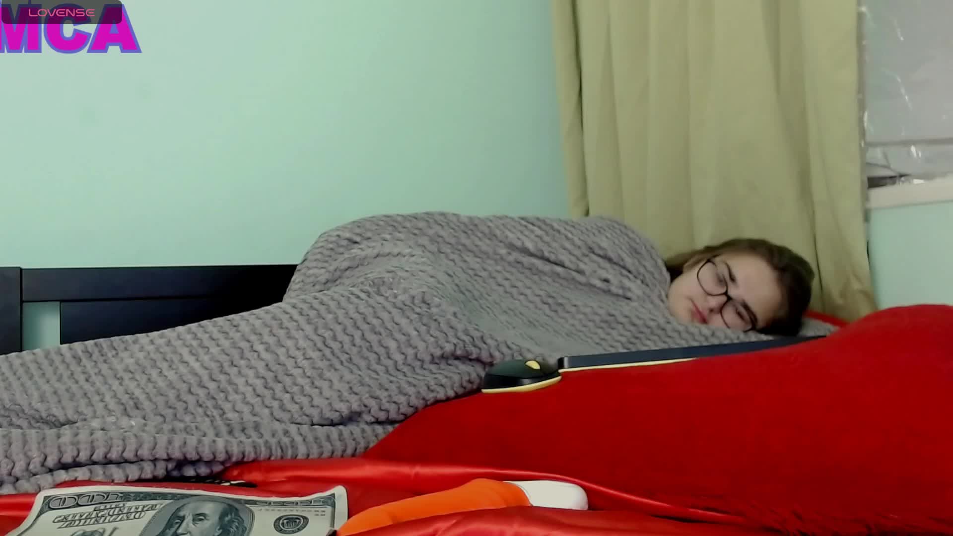 sweet-dream-foxx Adult Chat September 18, 2025