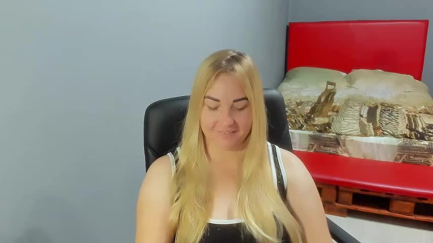 SkarletXDream Adult Chat September 18, 2025