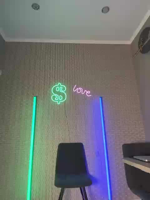 Adel9 Adult Chat September 18, 2025