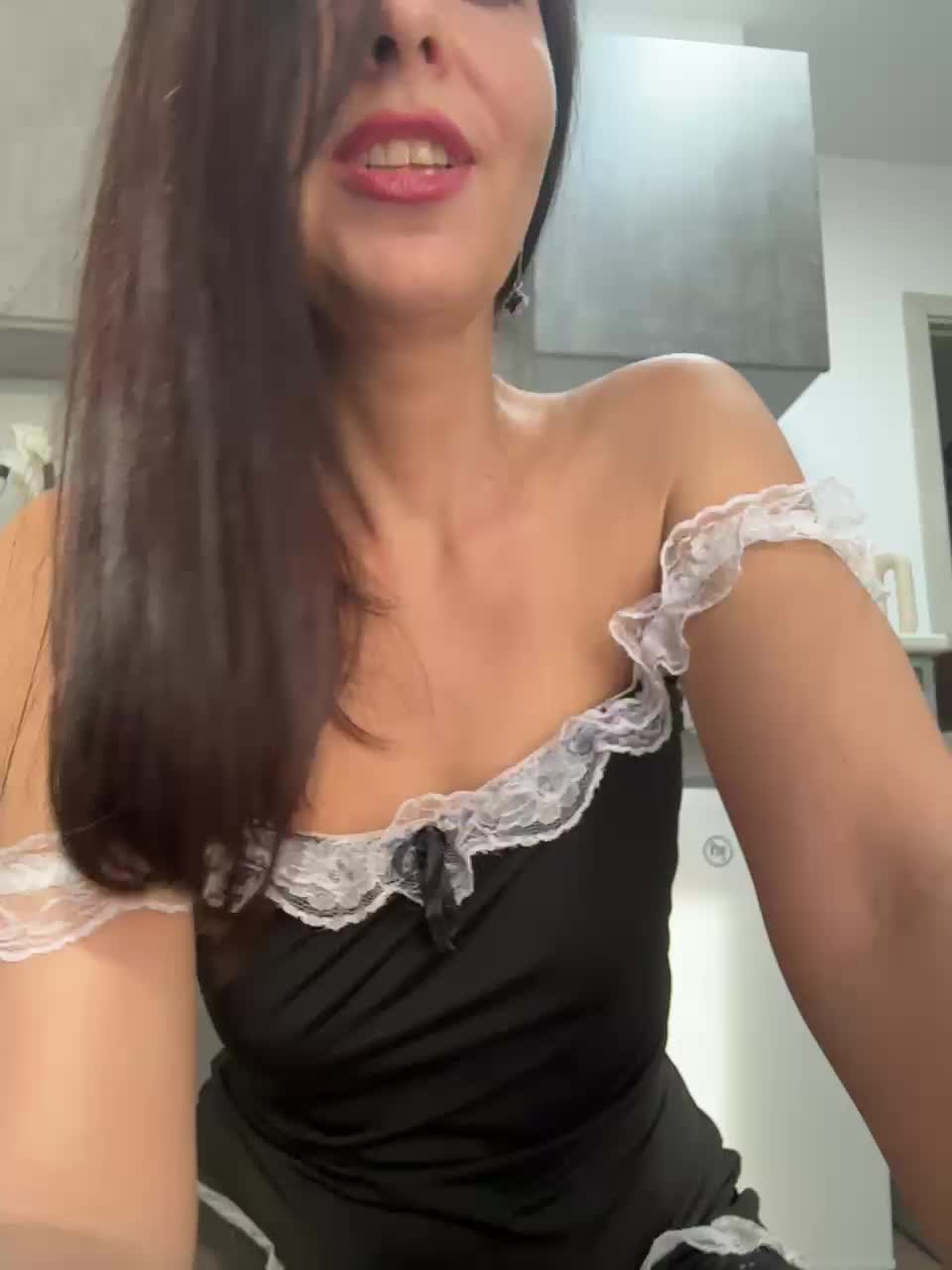 ElviraMilf Adult Chat September 18, 2025