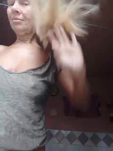 Victoria-sexi Adult Chat September 18, 2025