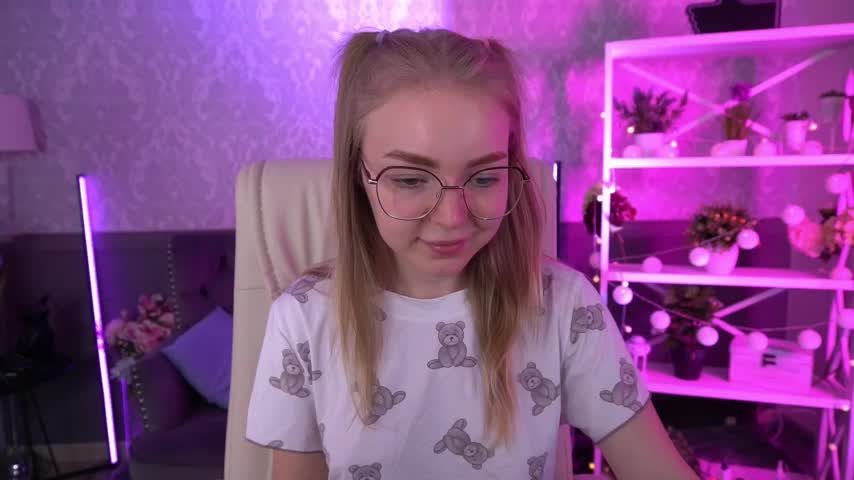 EmilySunshineS Adult Chat September 18, 2025