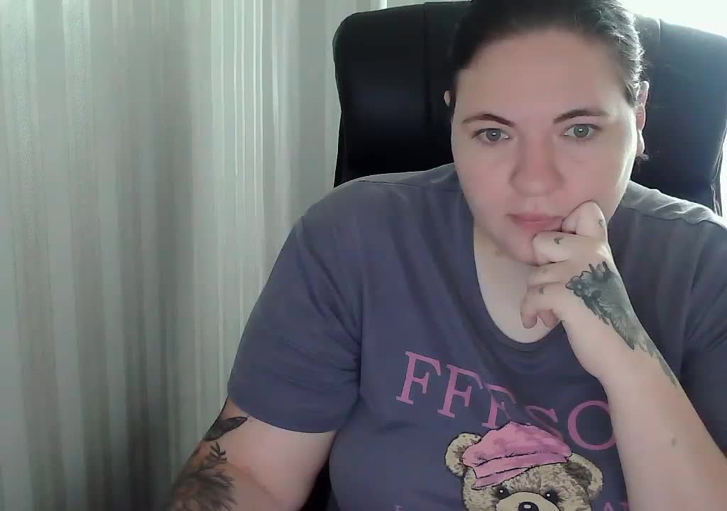 XLisaBlueX Adult Chat September 19, 2025