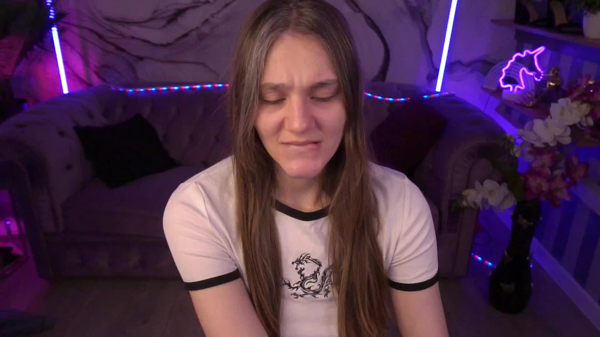 DiamondGoldie Adult Chat September 19, 2025