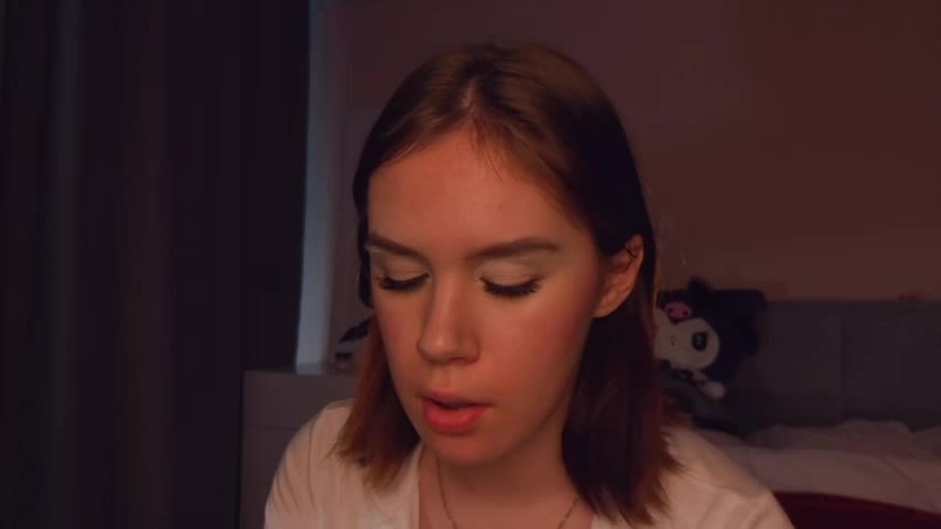 Mia_Luw Adult Chat September 19, 2025