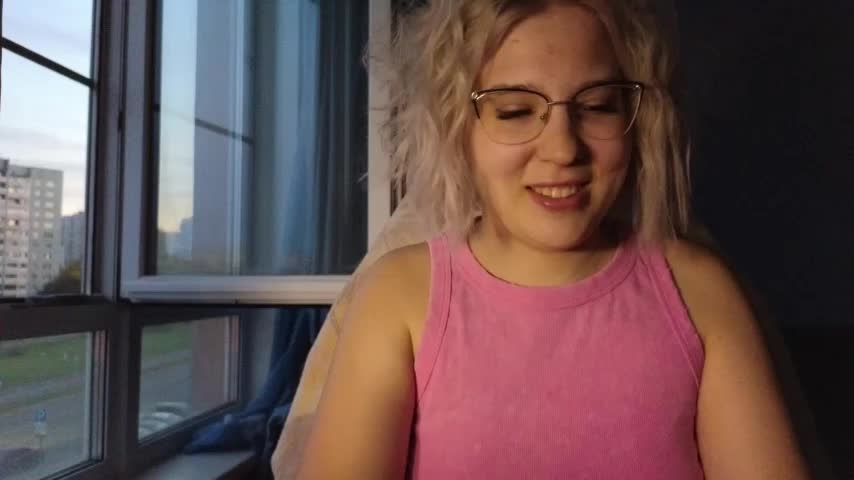 HotBrandyX Adult Chat September 19, 2025