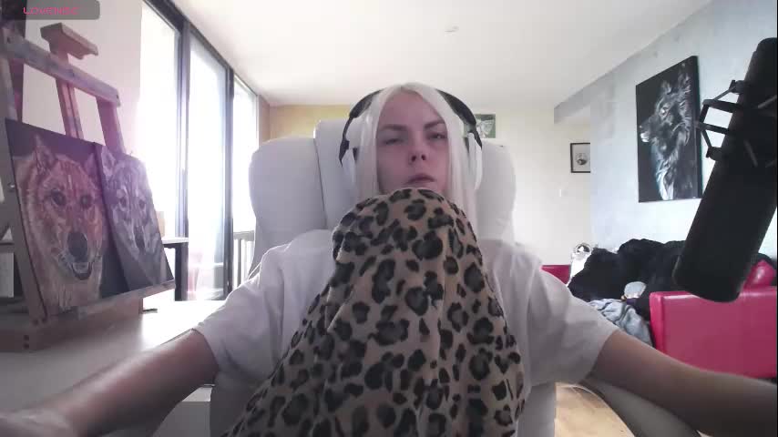 tinykylie Adult Chat September 19, 2025