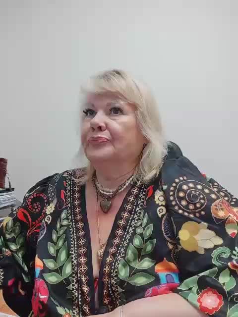 BESTija-1 Adult Chat September 18, 2025