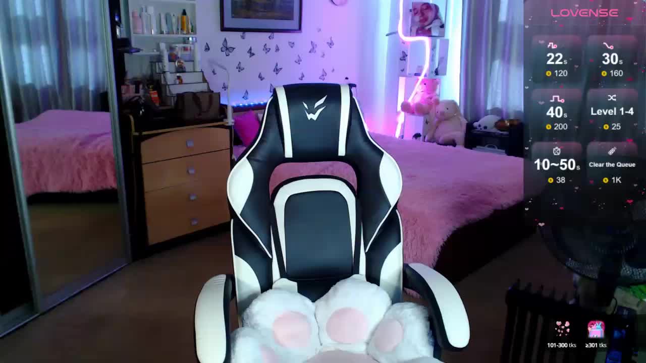 miss-alice- Adult Chat September 18, 2025