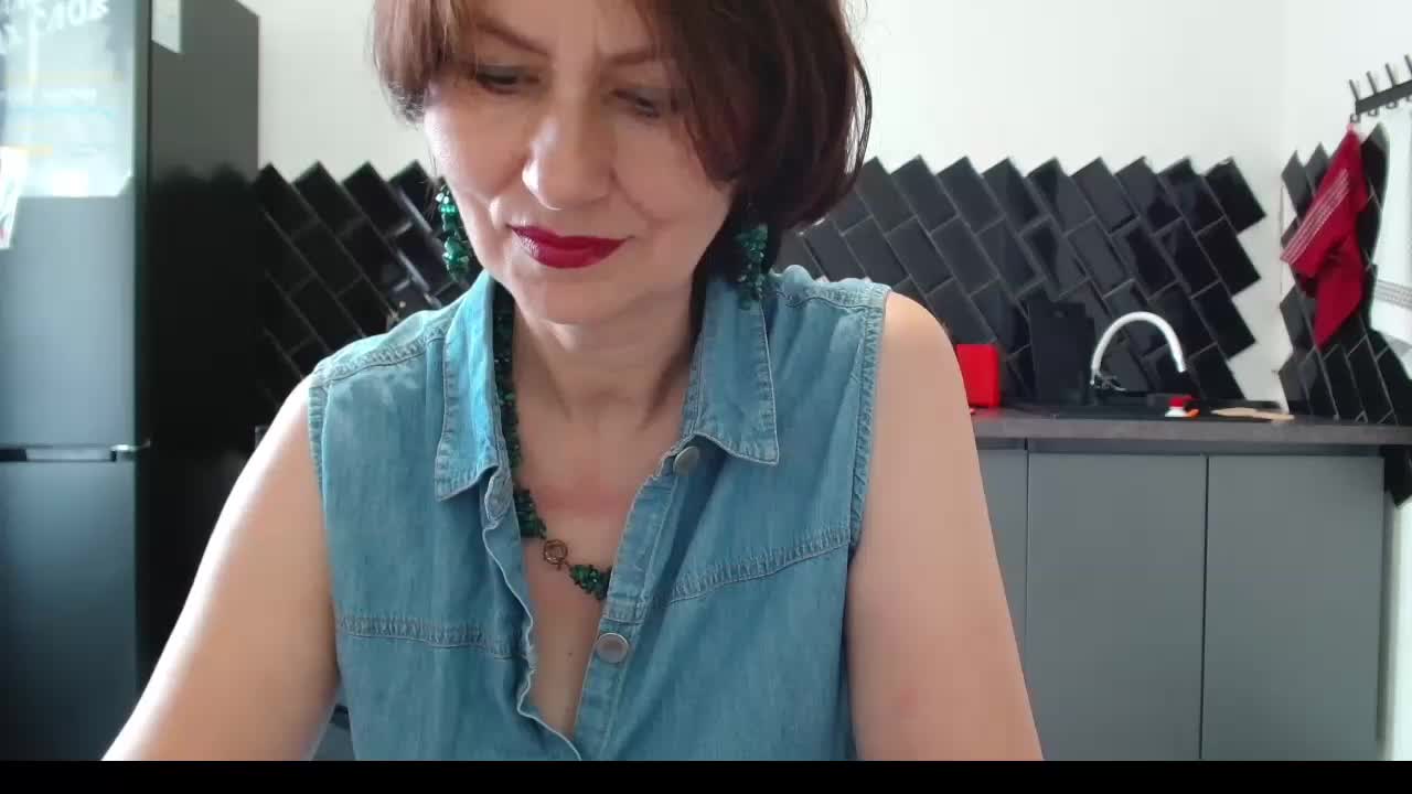 ANGELALADI Adult Chat September 18, 2025