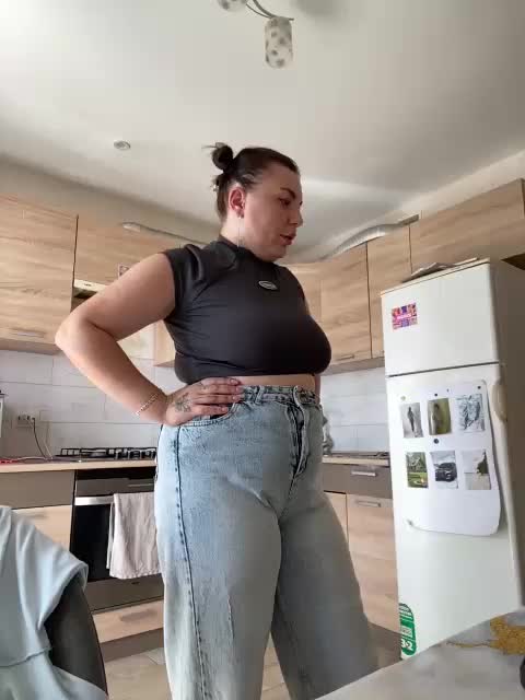 Sonya_ Adult Chat September 19, 2025