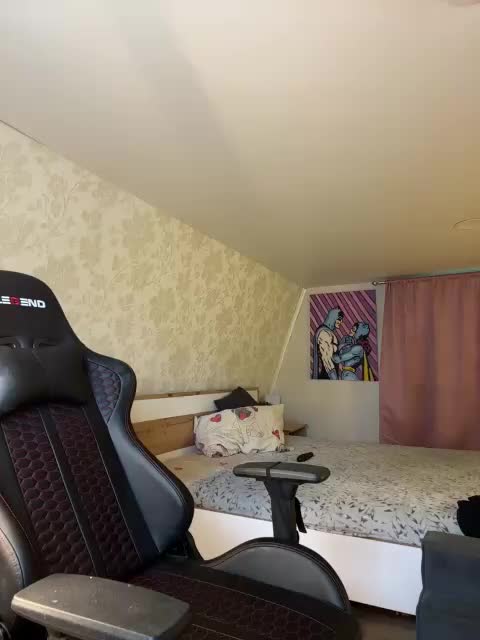 -MaybeBaby- Adult Chat September 19, 2025