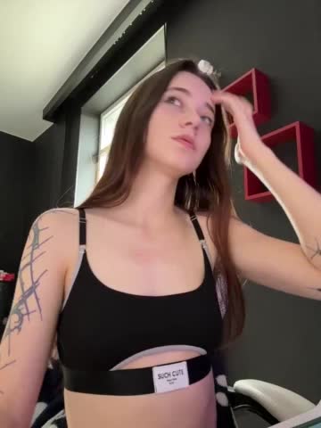 -LittleFairy- Adult Chat September 19, 2025