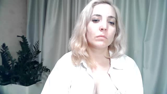 mariska-kiska Adult Chat September 19, 2025