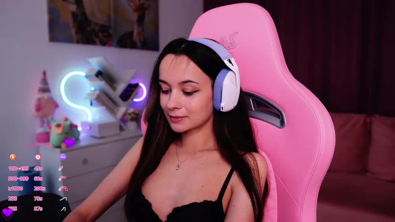 JuicyAngel Adult Chat September 19, 2025