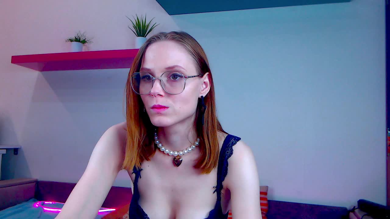 GinaLovely Adult Chat September 19, 2025