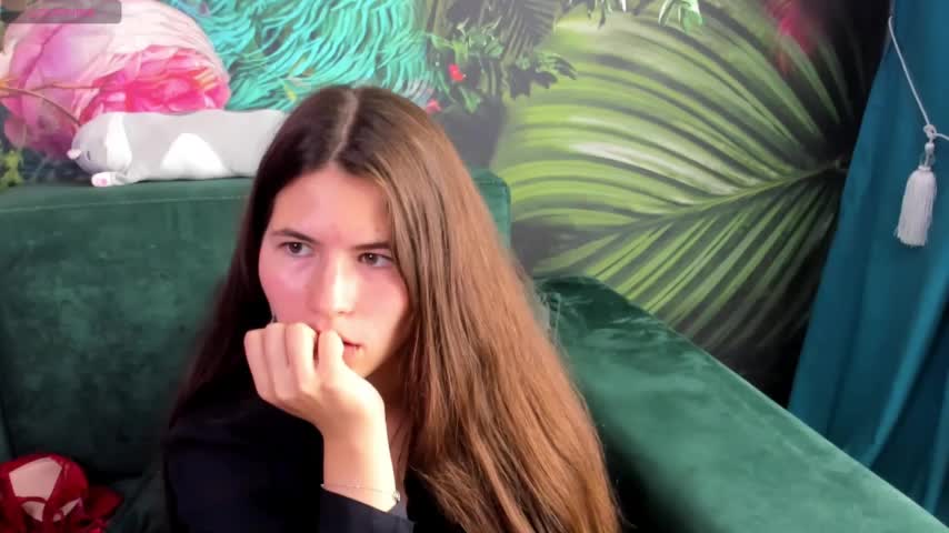 MiaMialani Adult Chat September 19, 2025