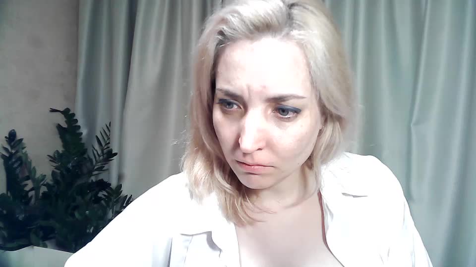 mariska-kiska Adult Chat September 19, 2025