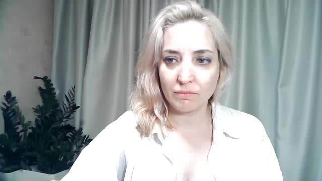 mariska-kiska Adult Chat September 19, 2025