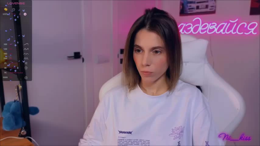 _ni_kiss Adult Chat September 19, 2025