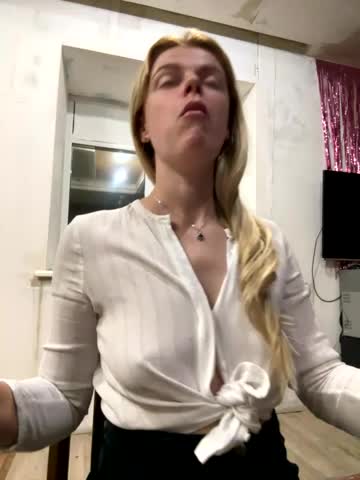 HarrietDart Adult Chat September 19, 2025