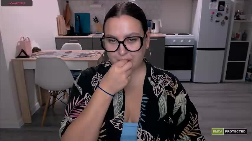 chloe_x_ Adult Chat September 19, 2025