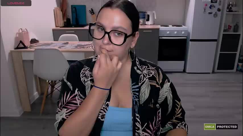 chloe_x_ Adult Chat September 19, 2025