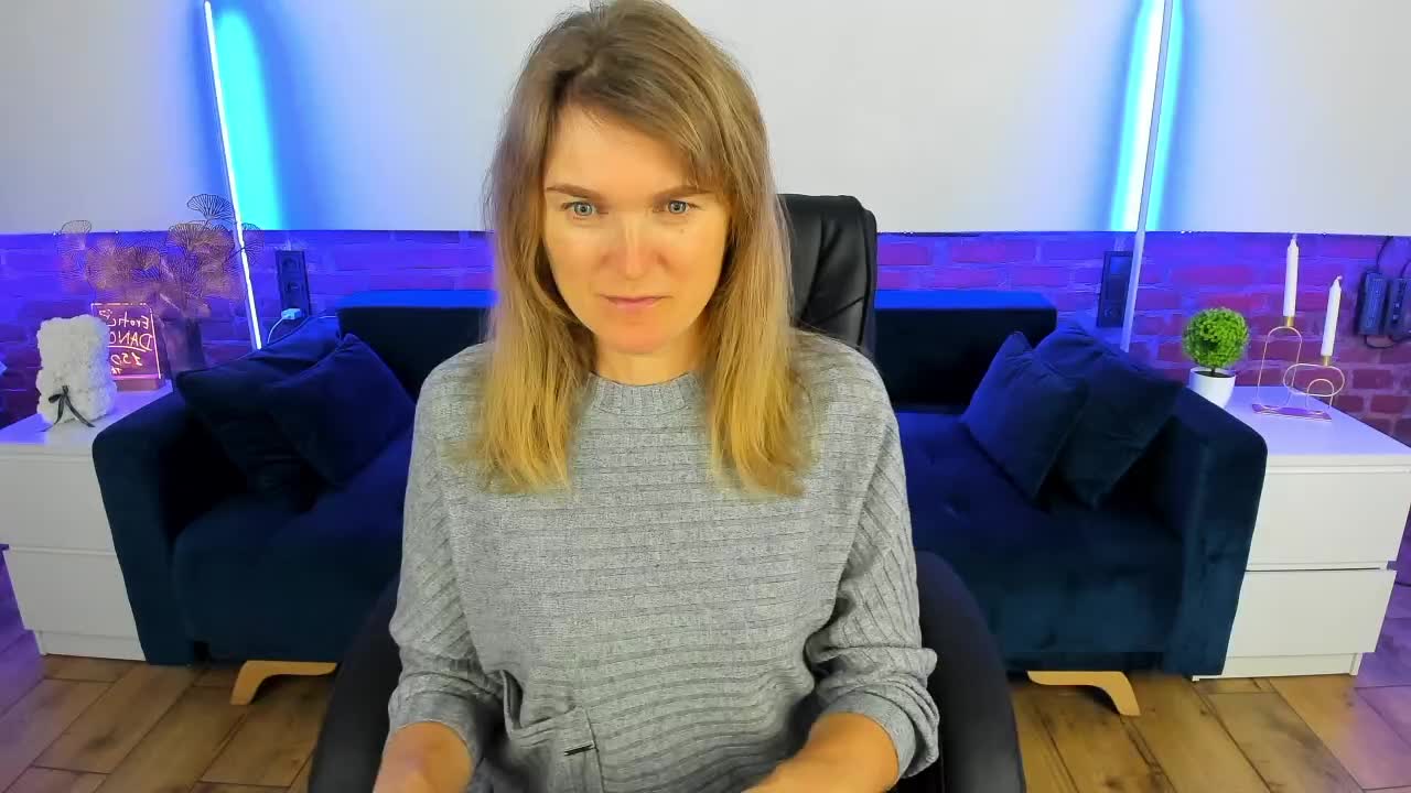 Annabel-xxx Adult Chat September 19, 2025