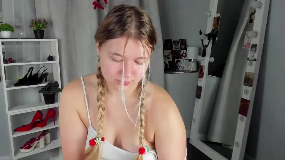 rebecca_____ Adult Chat September 19, 2025