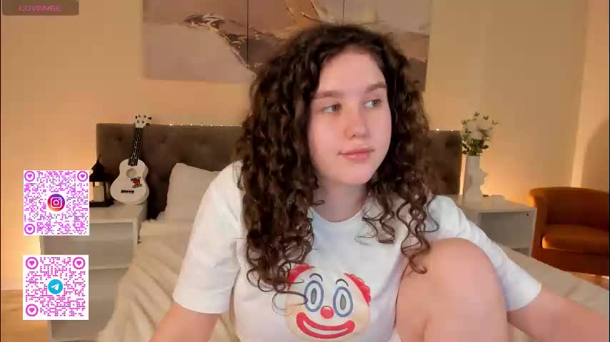 ariella_sol Adult Chat September 19, 2025