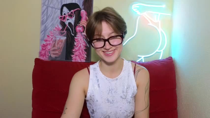 MalvinaBlum Adult Chat September 19, 2025