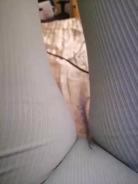 -Tiffany- Adult Chat September 19, 2025