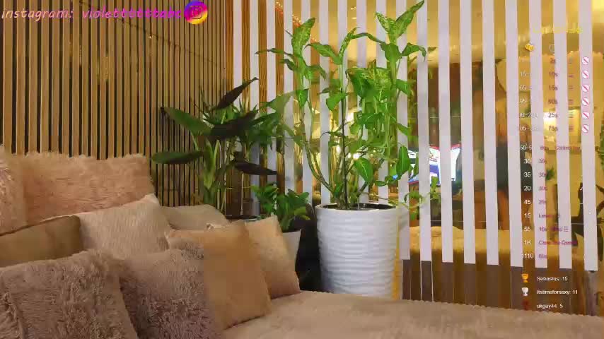 -Violettttta- Adult Chat September 19, 2025