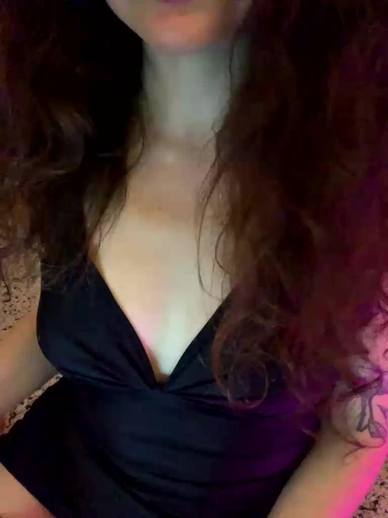 FeeBee Adult Chat September 19, 2025