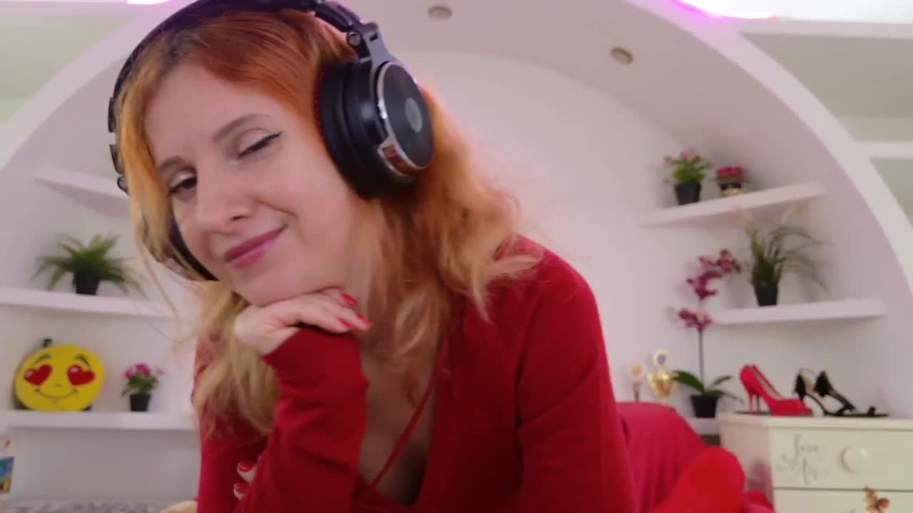 SimaGoldy Adult Chat September 19, 2025