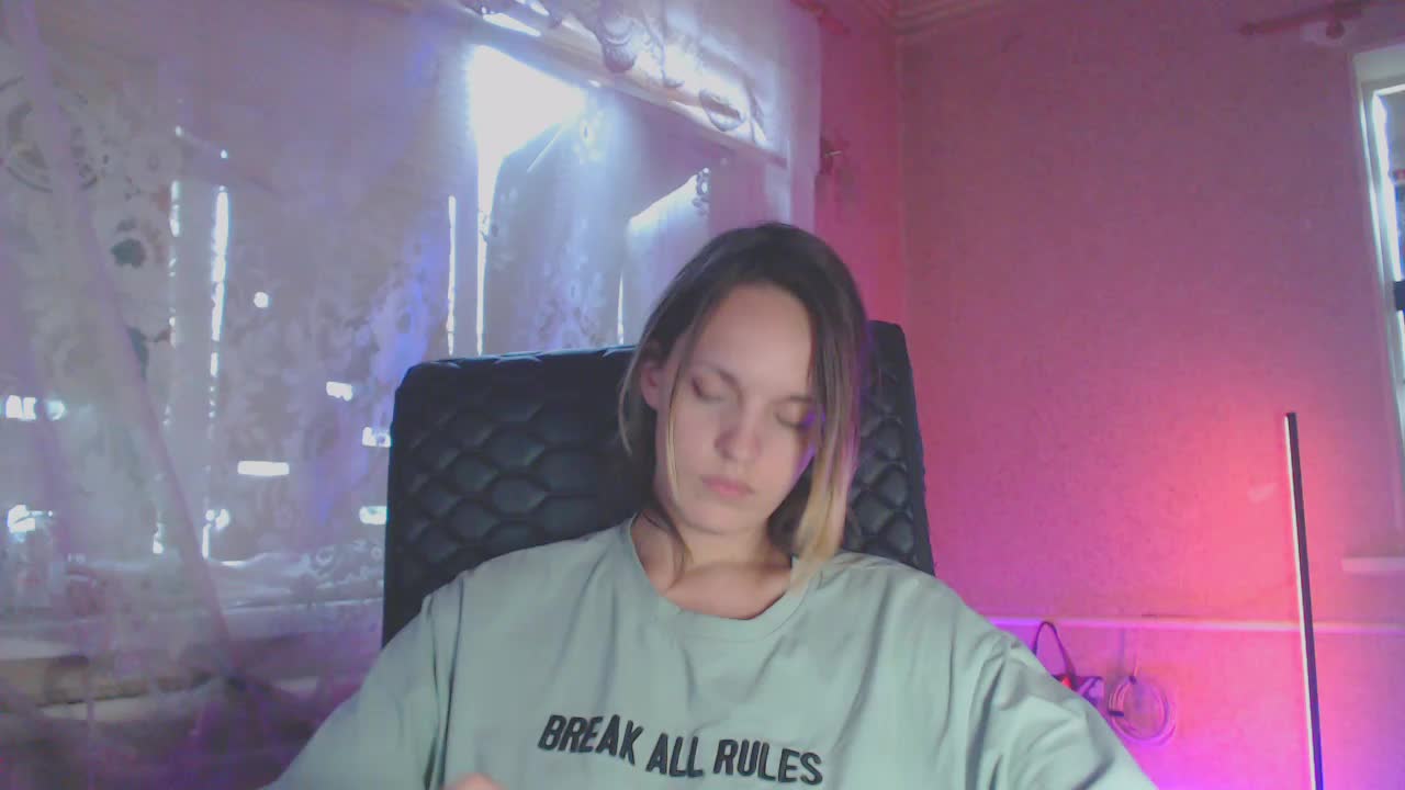 Babymuro4ka Adult Chat September 19, 2025