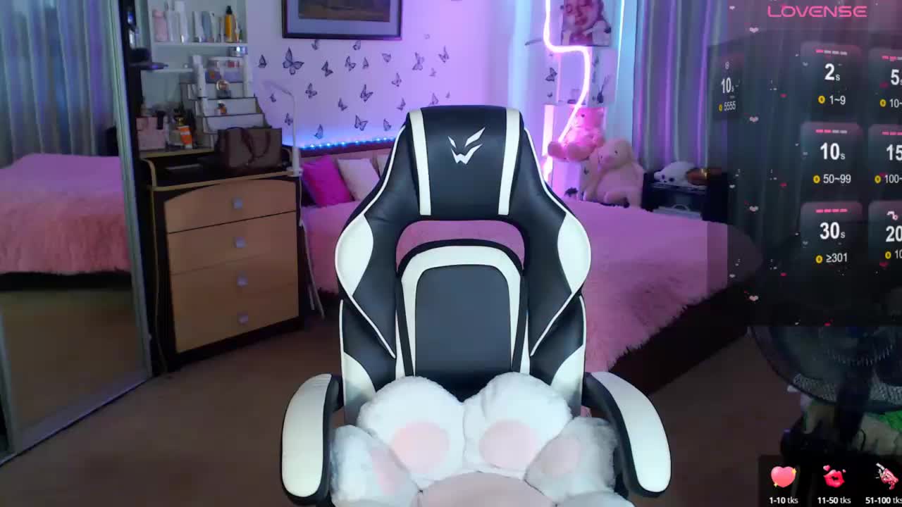 miss-alice- Adult Chat September 19, 2025